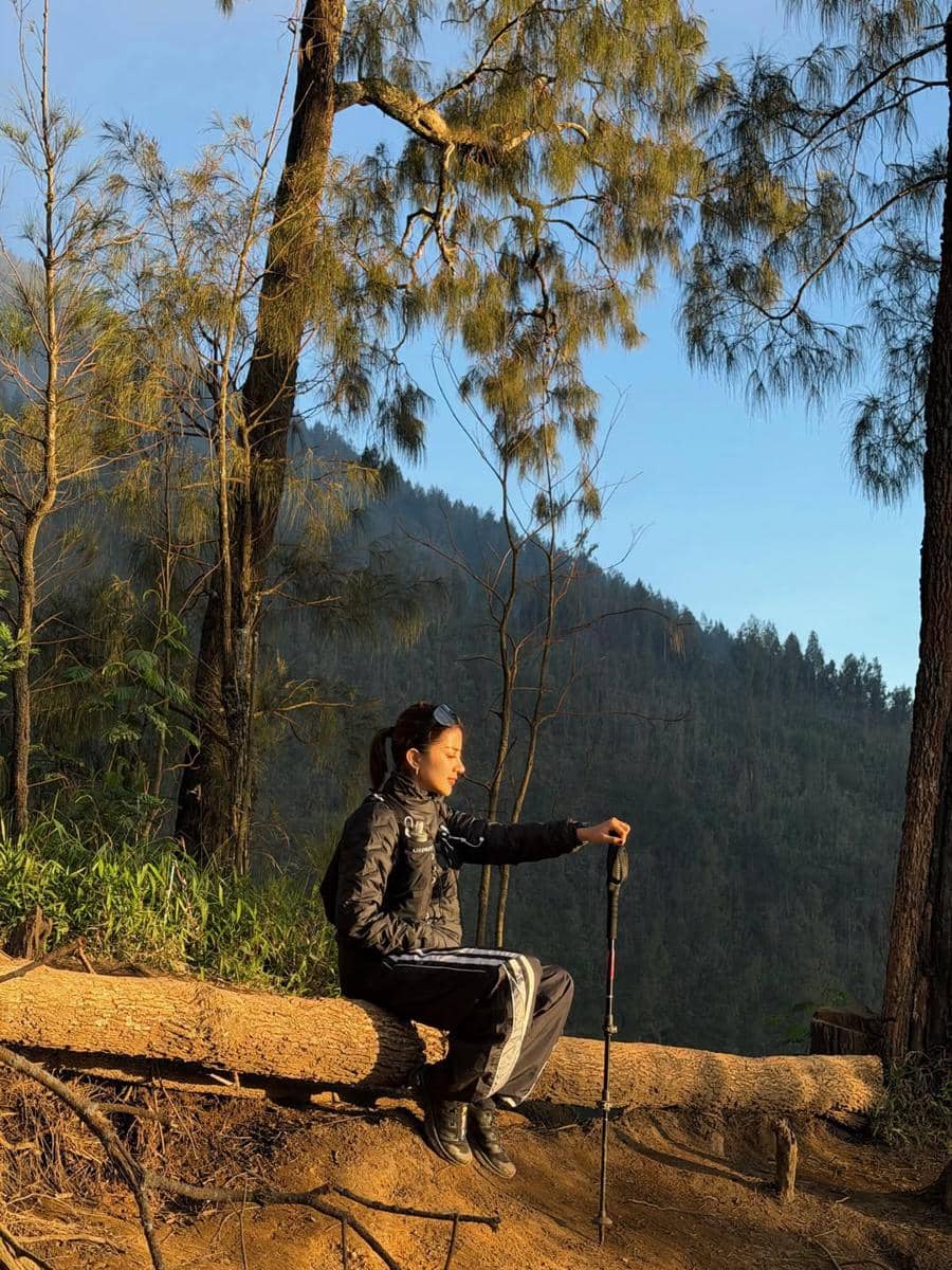Ghea Youbi sukses pertama kali mendaki gunung