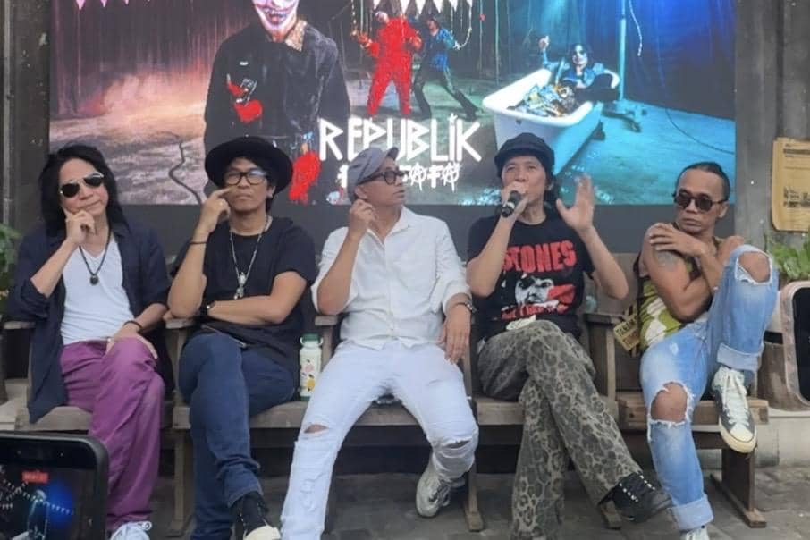 Pakai AI Buat Bikin MV, Bimbim SLANK: Mainan Baru!