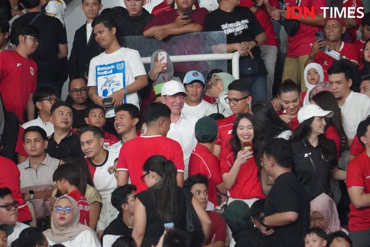Jokowi Saksikan Laga Timnas Indonesia vs Oman di SUGBK
