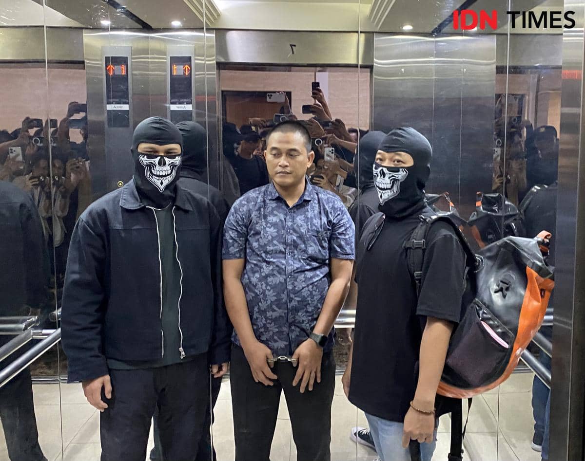 Bripka Dedy Beking Kampung Narkoba Samarinda Tiba di Bareskrim Polri