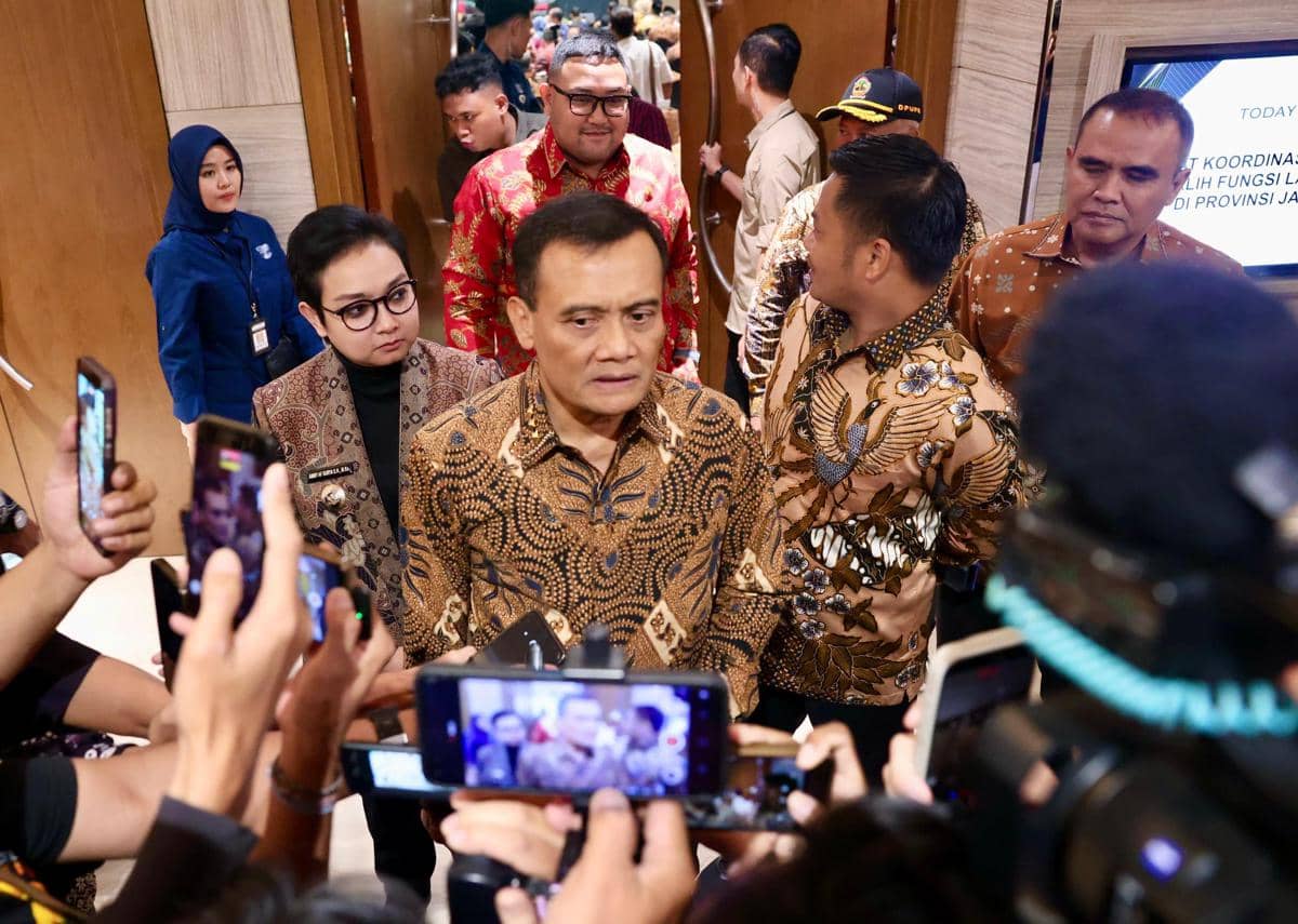 Warga Randublatung Ngamuk Jalannya Remuk, Ahmad Luthfi Bilang Begini