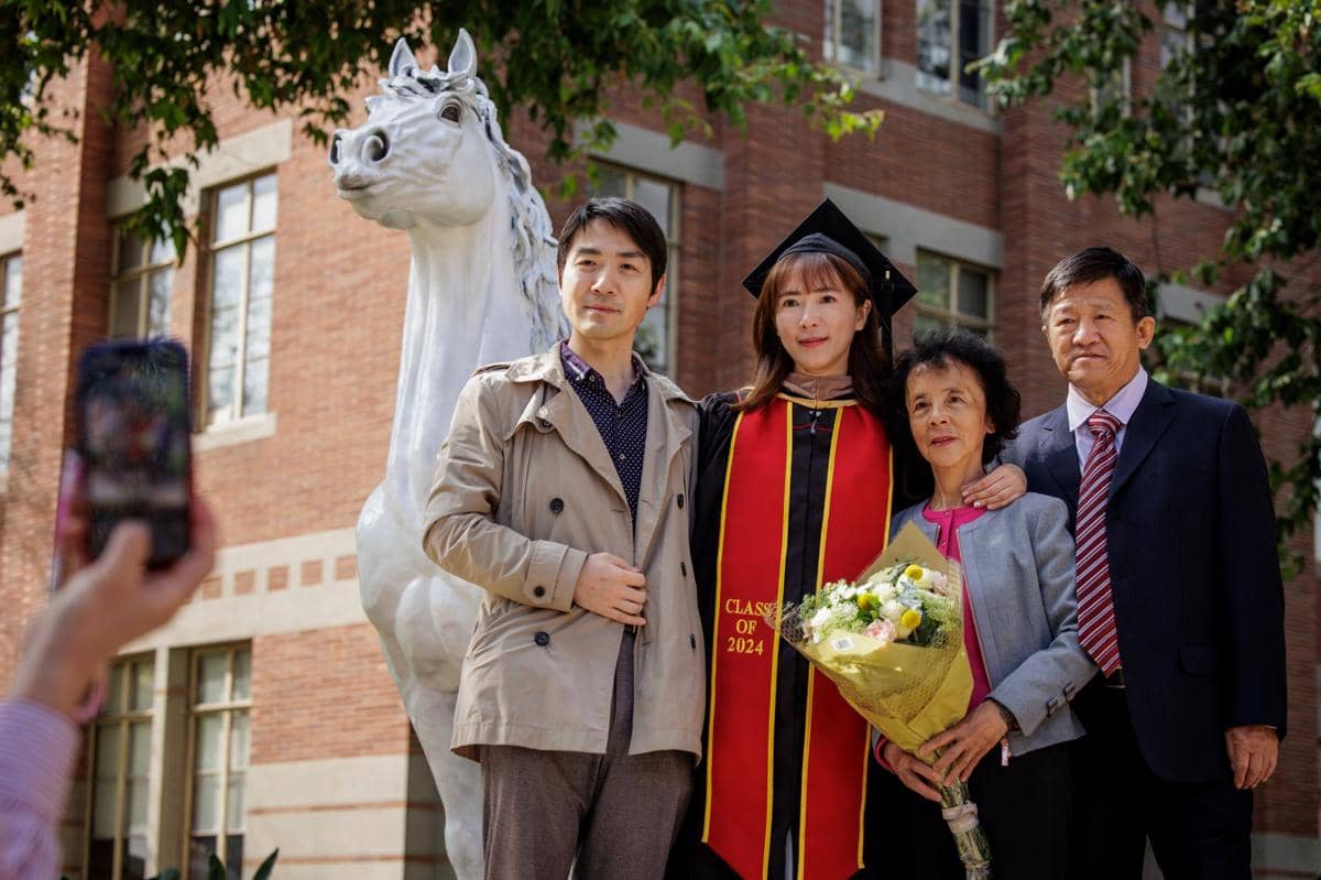 USC Rossier Graduation Picture 1 - Advertorial.jpg