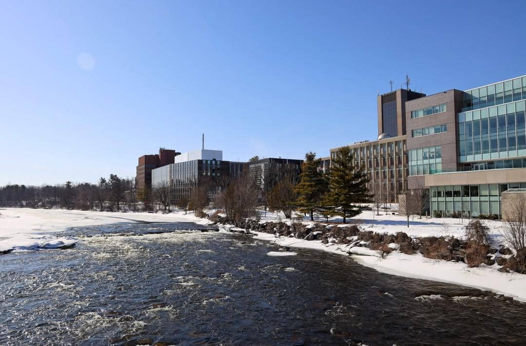 Carleton University di Kanada