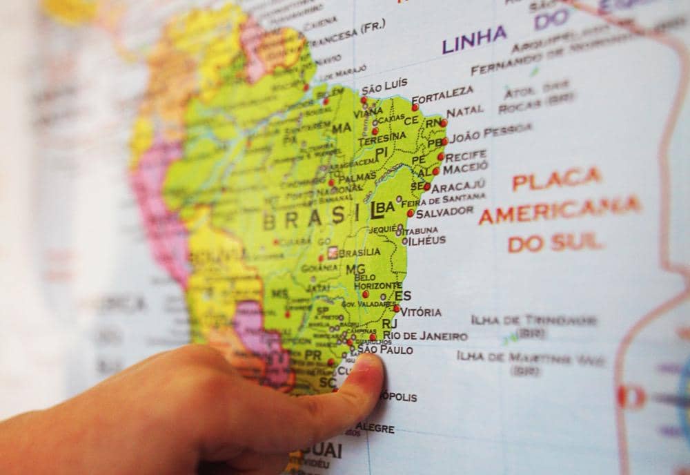 ilustrasi peta negara Brasil