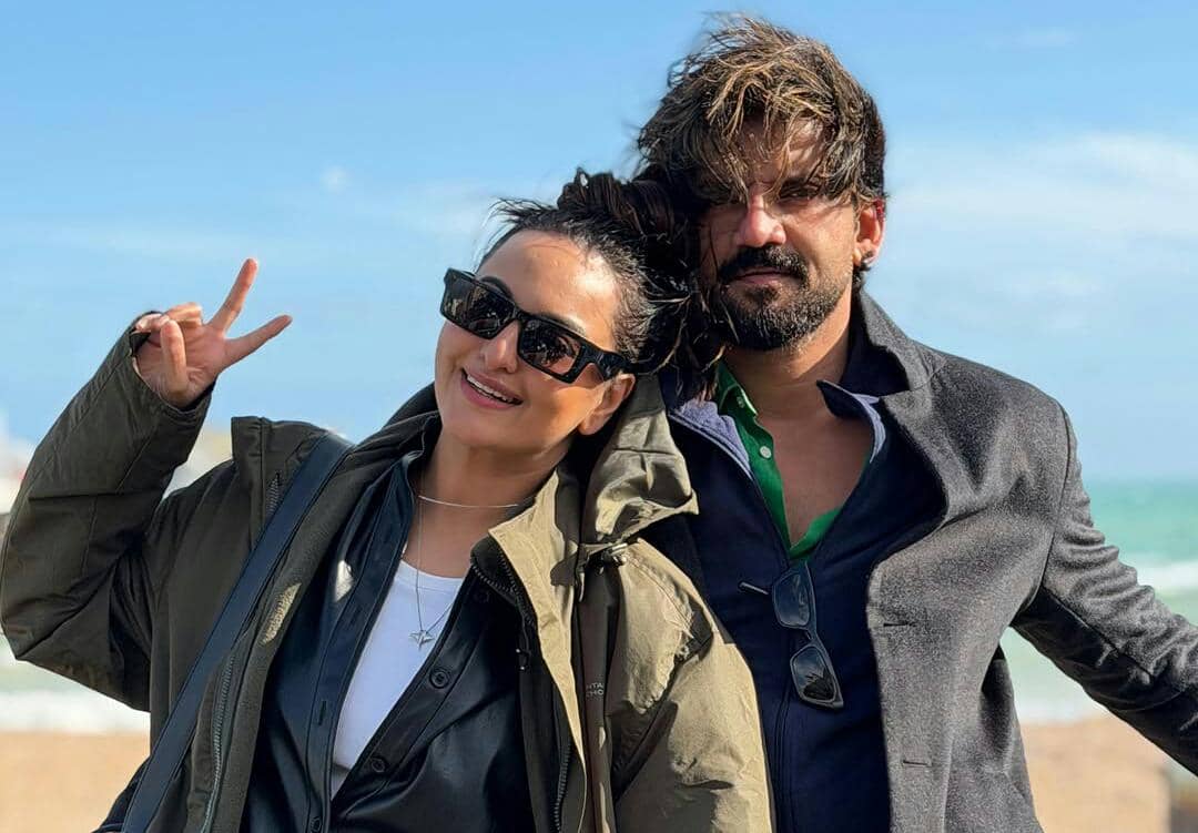 9 Potret Sonakshi Sinha Liburan di Brighton, Merayakan Ulang Tahun