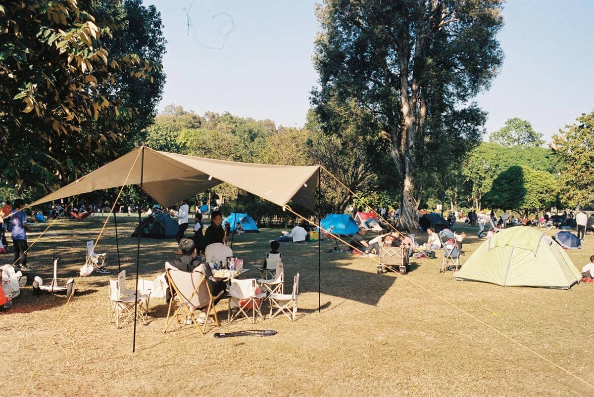 ilustrasi camping ground resmi