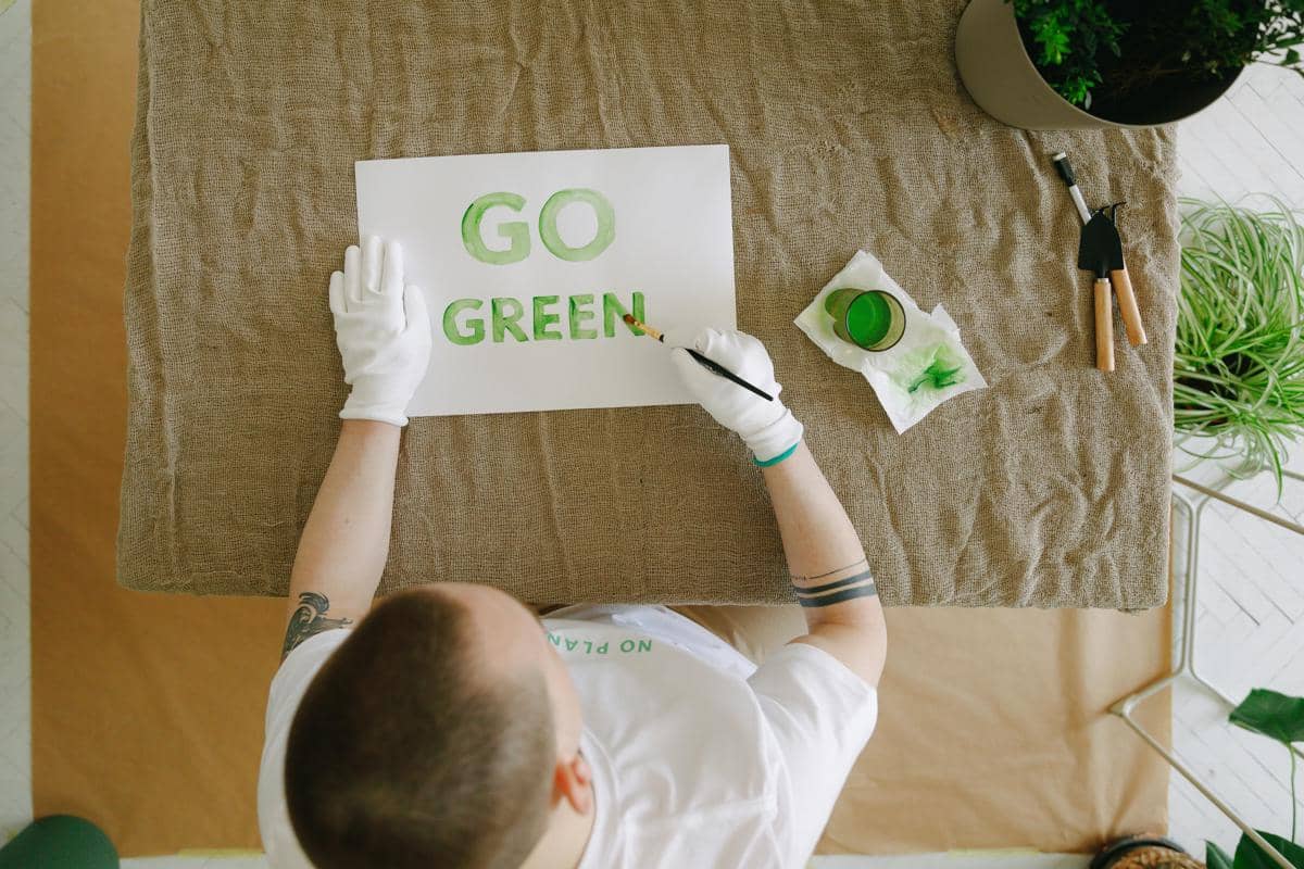 Greenwashing: Sudah Peduli Bumi atau Cuma Ikut Tren Ramah Lingkungan?