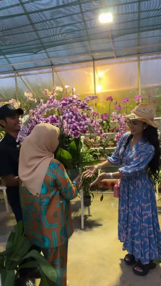 Krisdayanti berlibur ke Puncak Bogor