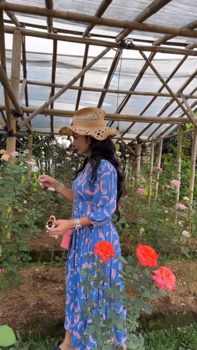 Krisdayanti berlibur ke Puncak Bogor