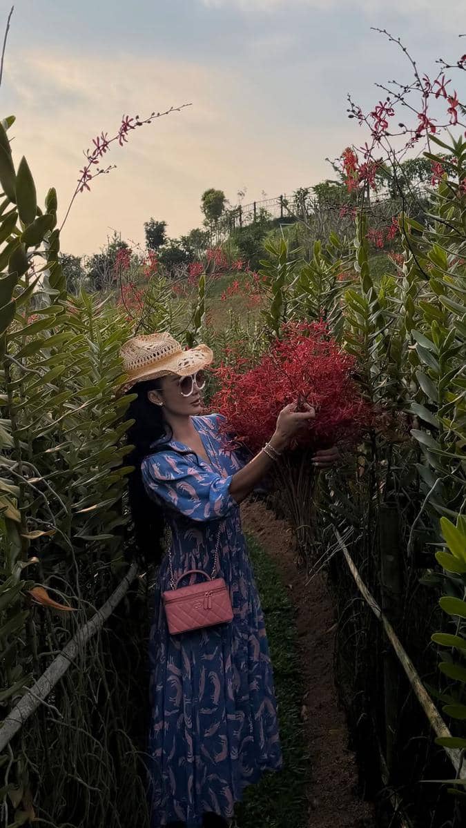 Krisdayanti berlibur ke Puncak Bogor