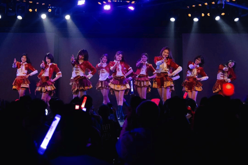 [QUIZ] Ini Member Tim Passion JKT48 yang Cocok Jadi Teman Nongkrongmu!