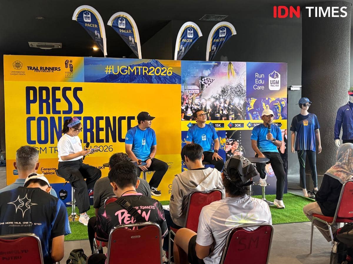 Konferensi pers UGM Trail Run 2026 di Gelanggang Inovasi dan Kreativitas (GIK UGM), Sabtu (6/6/2026). (IDN Times/Herlambang Jati Kusumo)