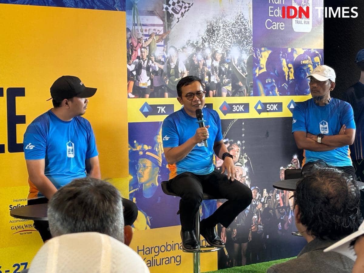 Konferensi pers UGM Trail Run 2026 di Gelanggang Inovasi dan Kreativitas (GIK UGM), Sabtu (6/6/2026). (IDN Times/Herlambang Jati Kusumo)