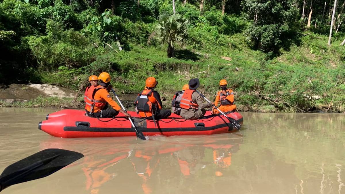 Pulang dari Sawah, Pria 72 Tahun di Bone Terseret Arus Sungai