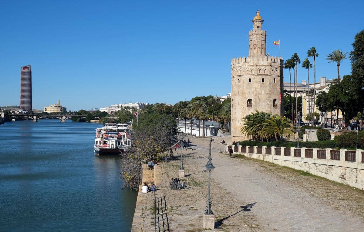 5 Fakta Torre del Oro, Menara Pengawas yang Berada di Sevilla