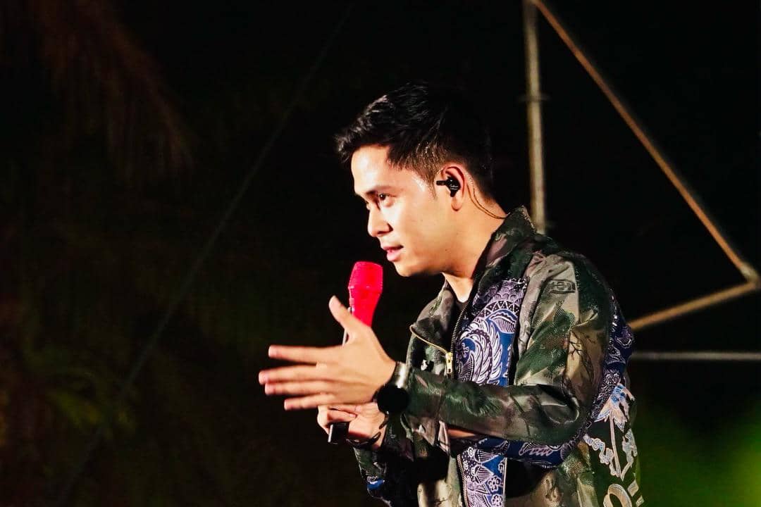 Cakra Khan
