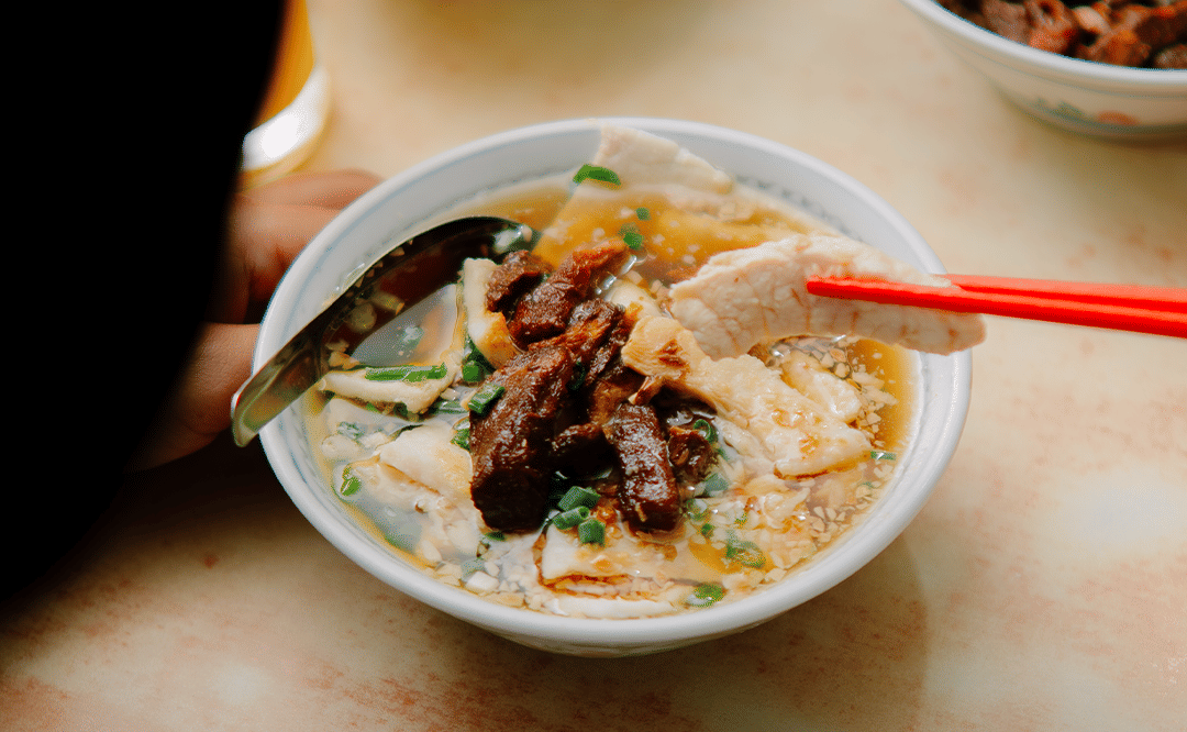 Tampilan bubur ikan khas Pontianak