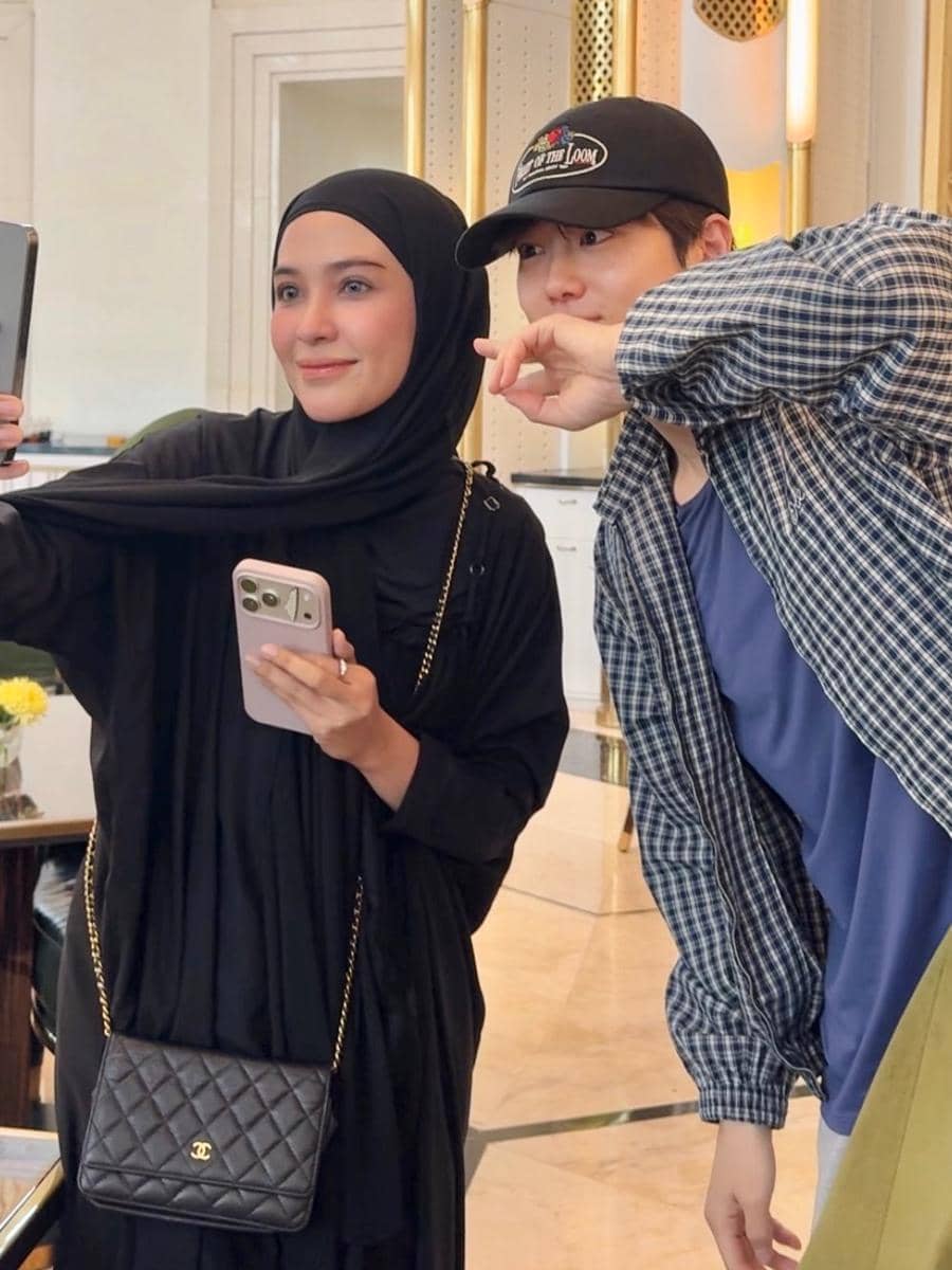 Anak Hamidah Rachmayanti berjumpa Suho EXO