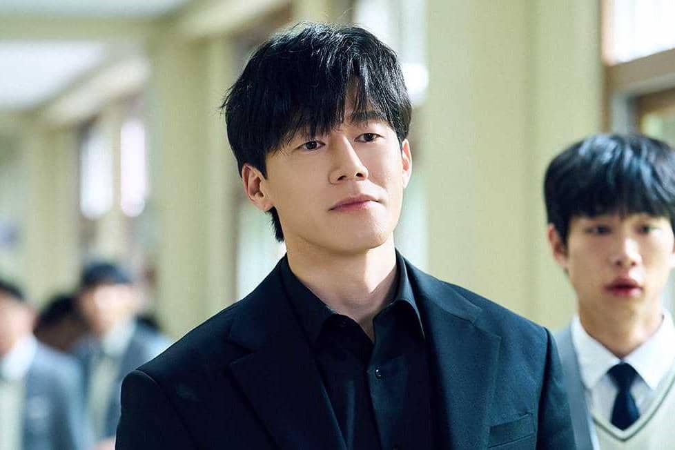 7 Peran Penting Na Hwa Jin di Teach You a Lesson, Pengawas yang Tegas!