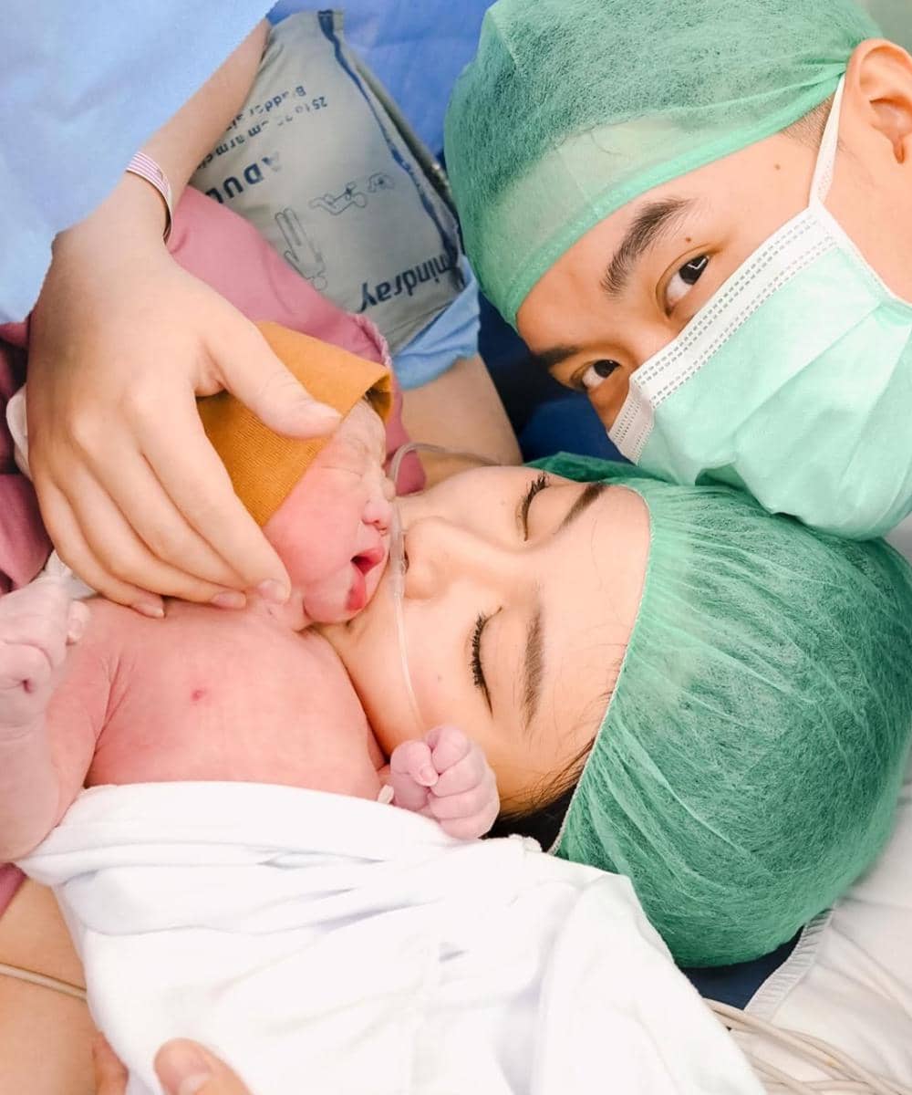 Artis melahirkan anak pertama di 2026