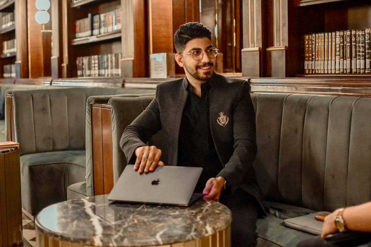 ilustrasi CEO, leader, atasan, entrepreneur
