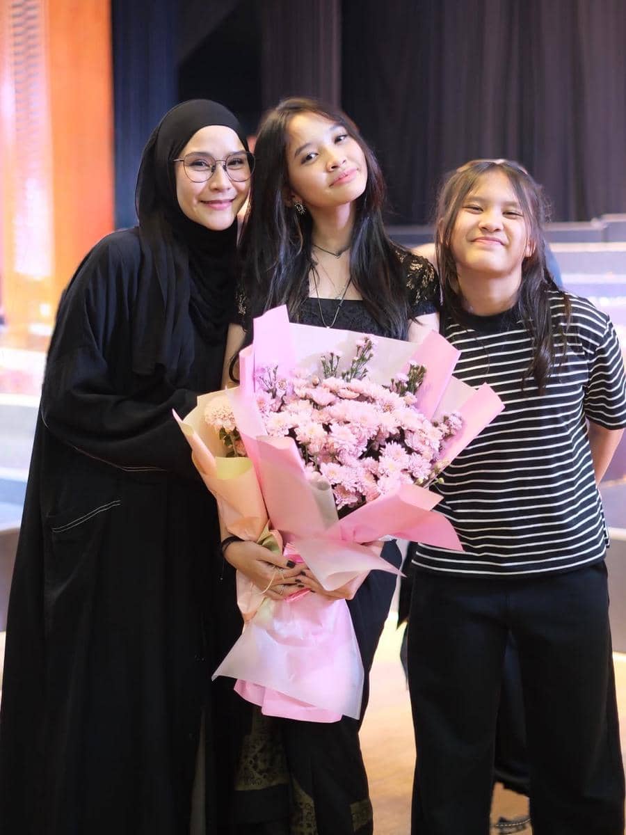 Kana Sybilla anak Zaskia Adya Mecca dan Hanung rayakan naik kelas (Instagram.com/zaskiadyamecca)