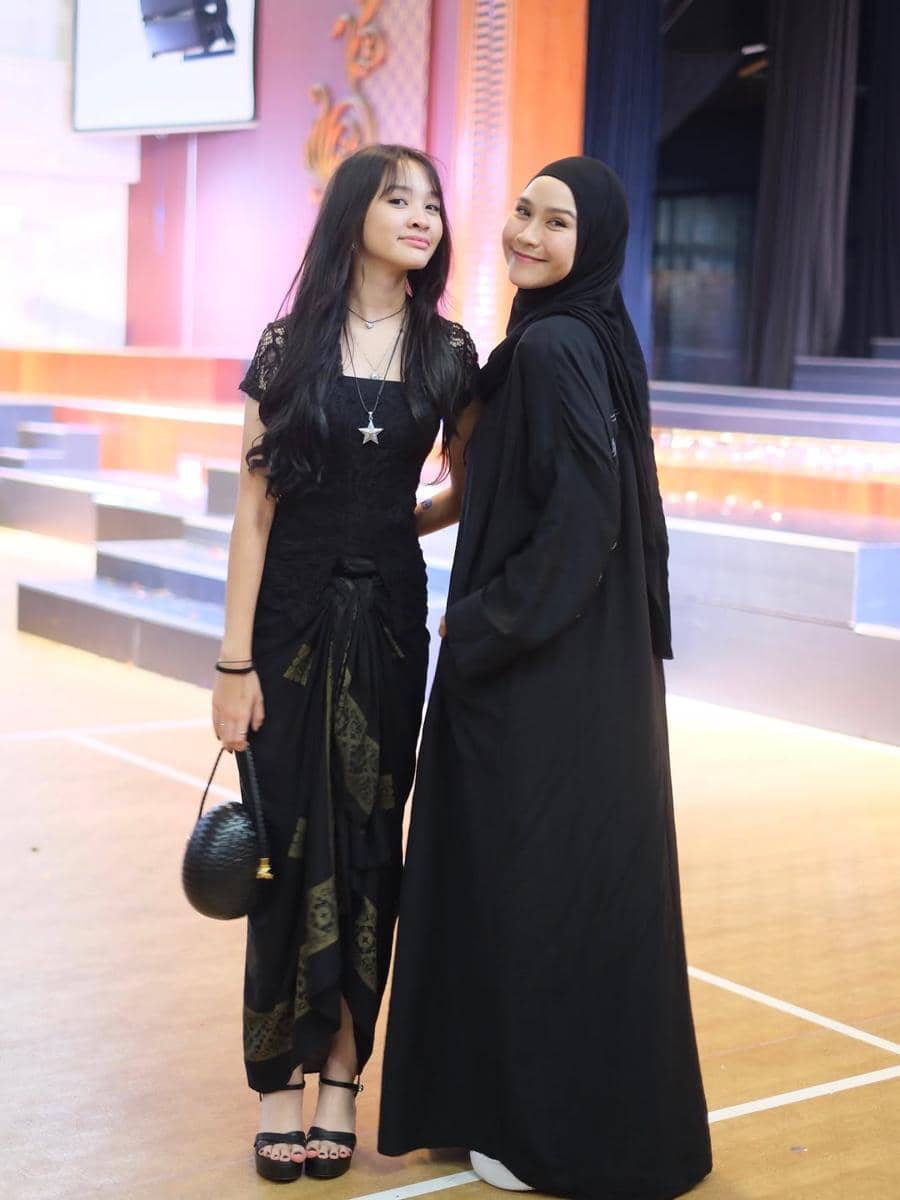 Kana Sybilla anak Zaskia Adya Mecca dan Hanung rayakan naik kelas (Instagram.com/zaskiadyamecca)