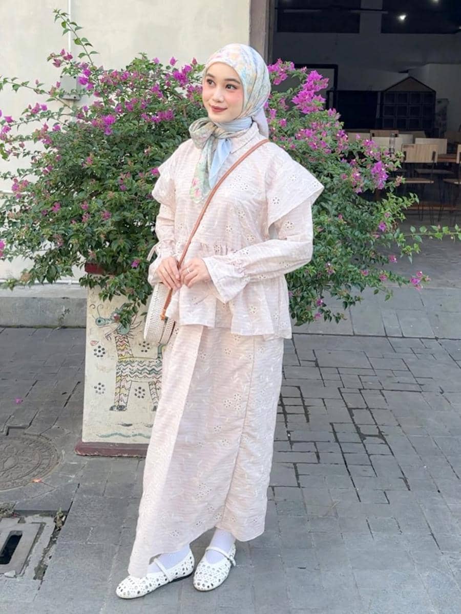 OOTD One Set ala Ravira Naila Khansa