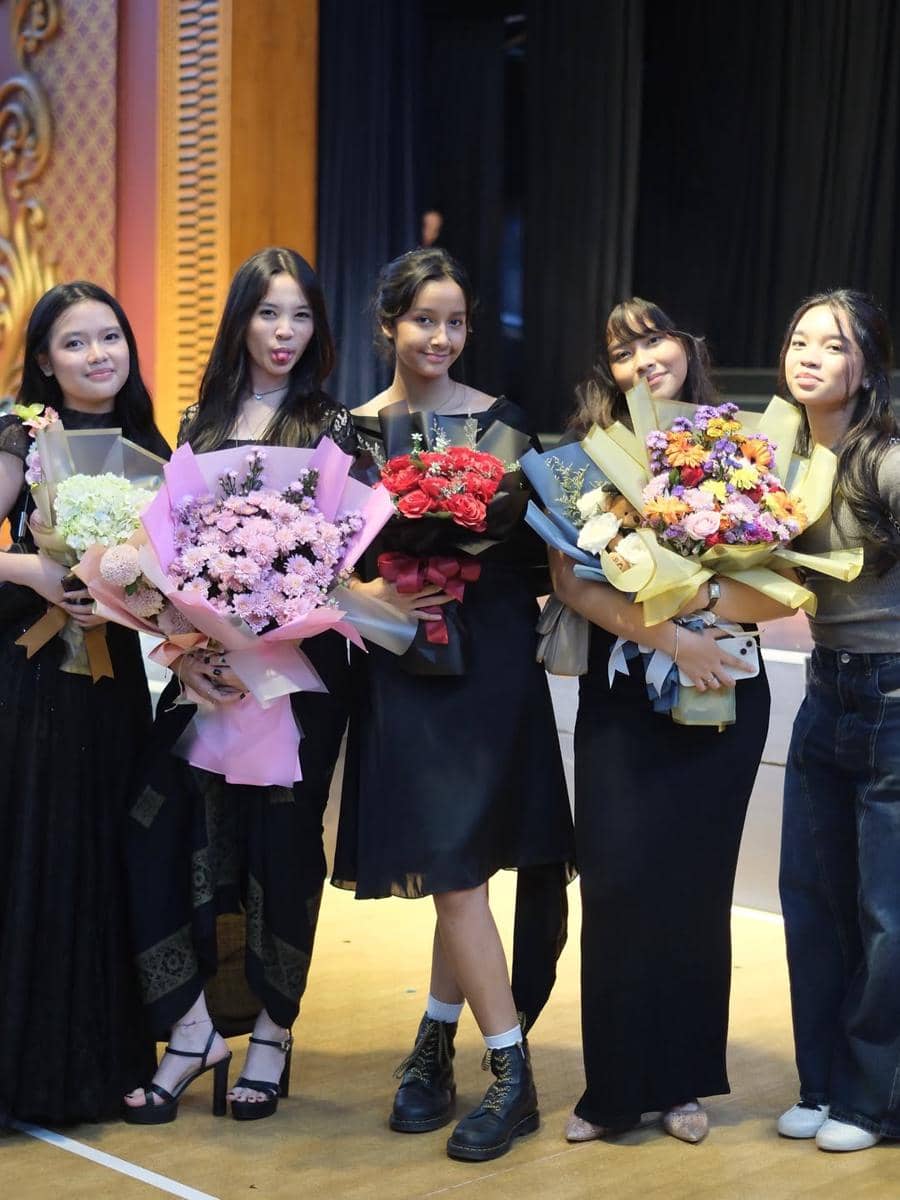 Kana Sybilla anak Zaskia Adya Mecca dan Hanung rayakan naik kelas (Instagram.com/zaskiadyamecca)