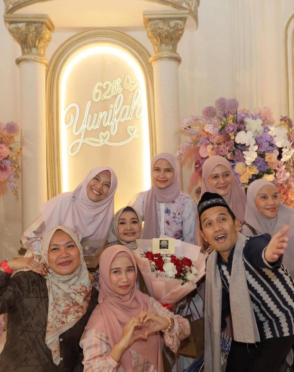 Ulang tahun ibunda Ria Ricis ke-62 (instagram.com/riaricis1795)