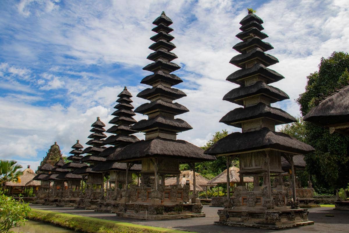 ilustrasi Pura Taman Ayun (unsplash.com/Nick Fewings)