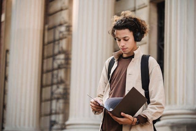 Baru Masuk Kuliah? 5 Tips Biar Nggak Kaget dengan Budaya Kampus