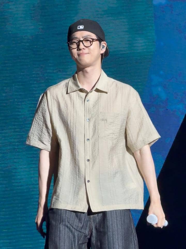 Zee Asadel nonton konser EXO di Jakarta.