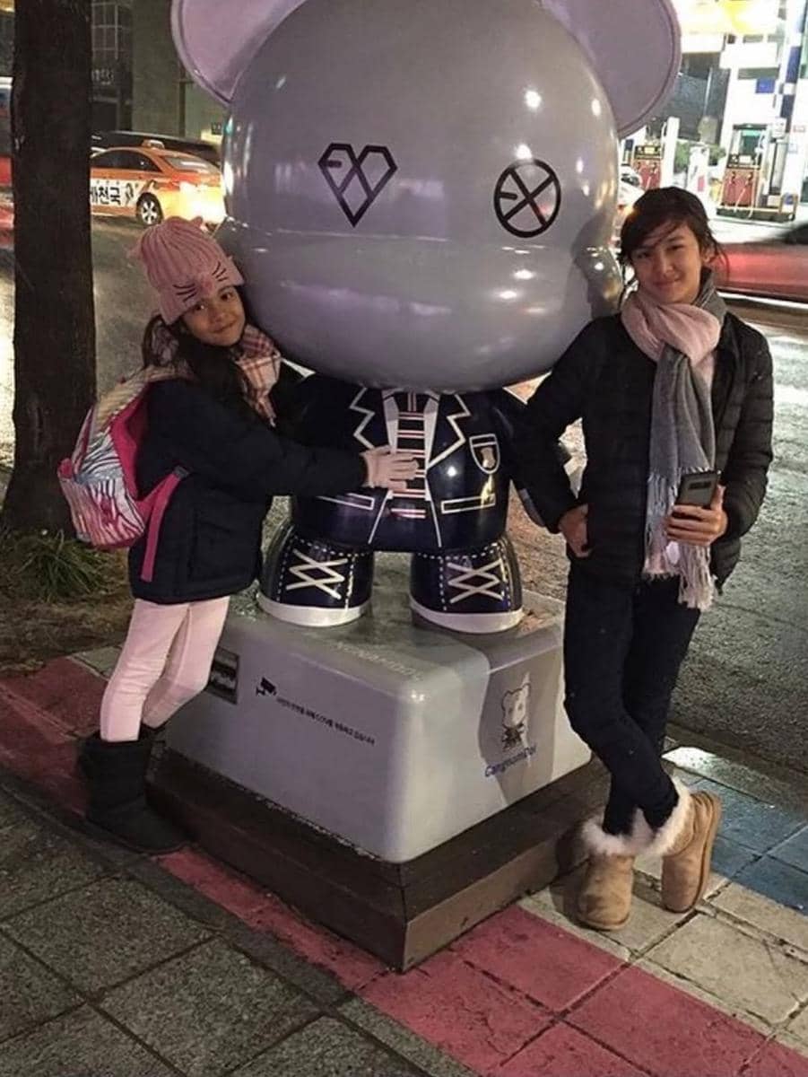 Zee Asadel nonton konser EXO di Jakarta.