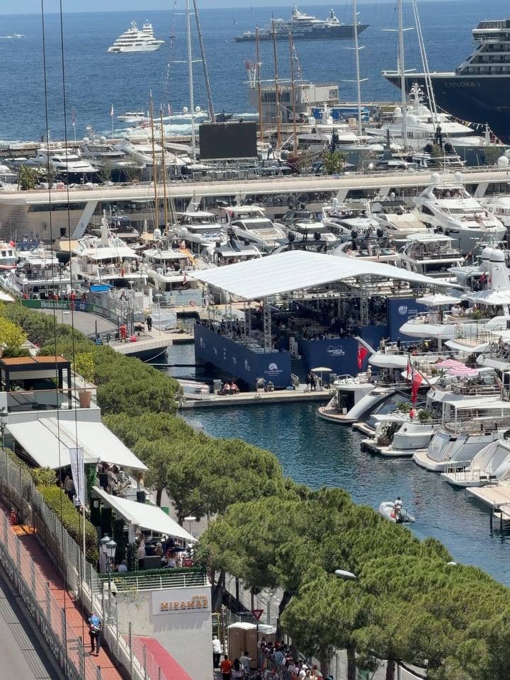 Fuji nonton F1 di Monaco