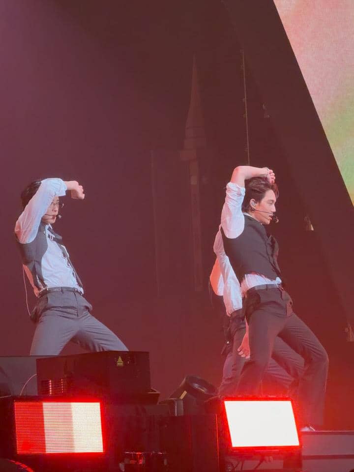 Zee Asadel nonton konser EXO di Jakarta.