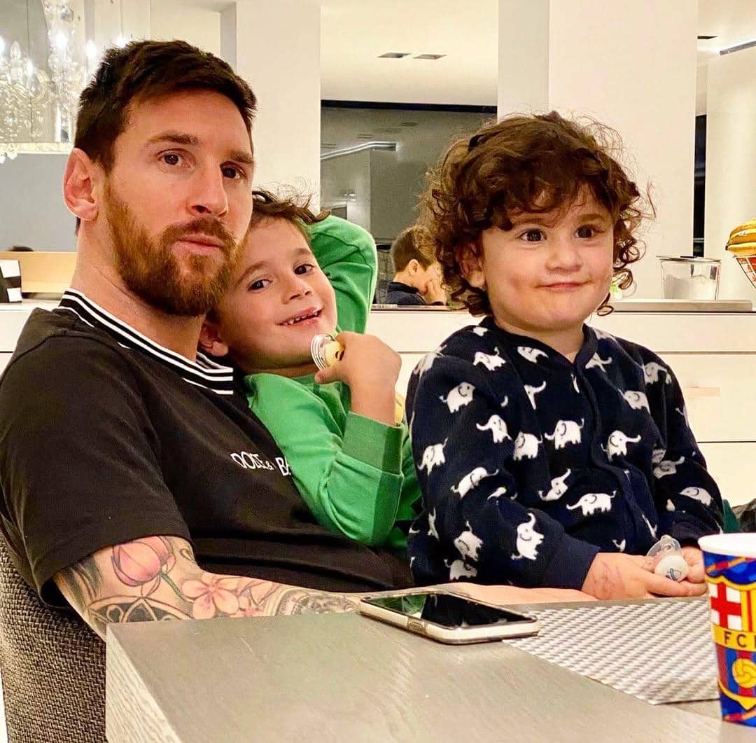 Messi bersama anak-anaknya (instagram.com/leomessi)