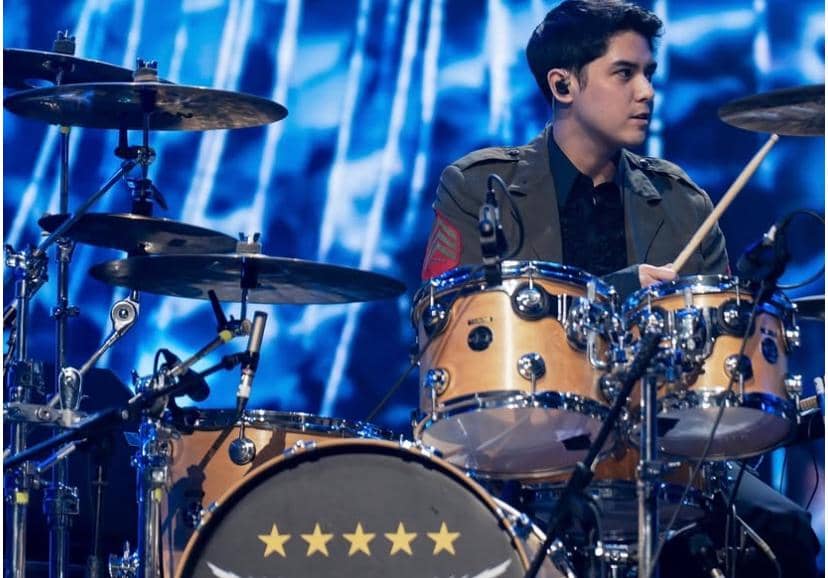 Momen Al Ghazali Gantikan Tyo Nugros Jadi Drummer Konser Dewa 19 di KL