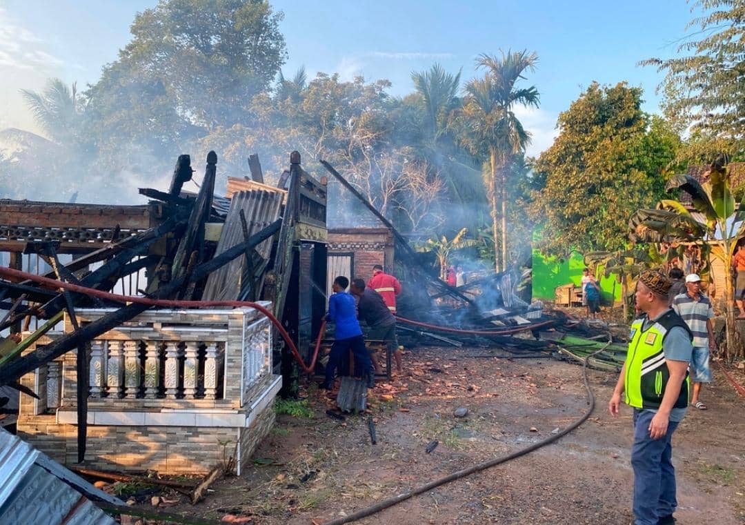 Kebakaran rumah di Sungai Pinang Ogan Ilir.