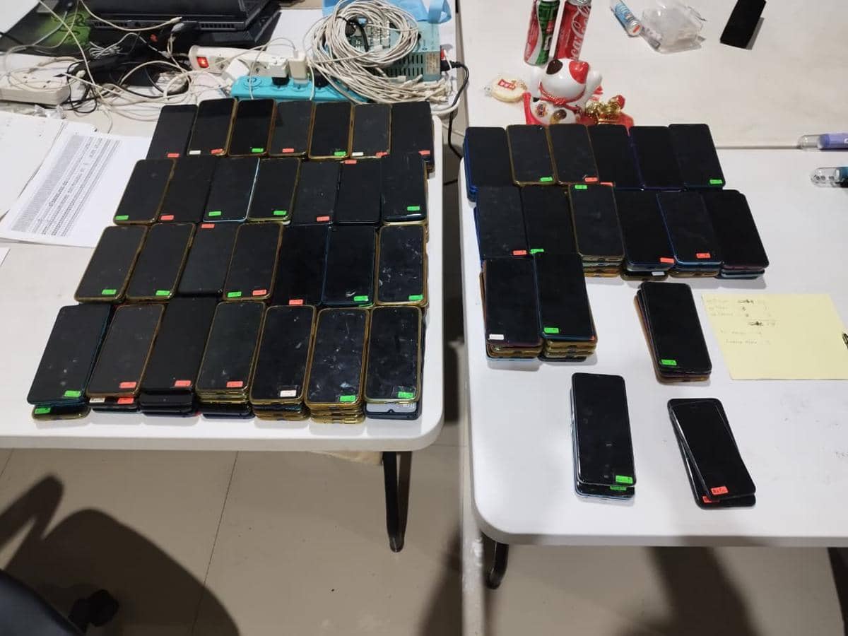 4 Warga Negara China Diduga Jalankan Love Scam Pakai 604 HP di Semarang