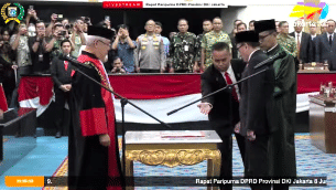Sah! Suhud Alynudin Resmi Dilantik Jadi Ketua DPRD DKI Jakarta