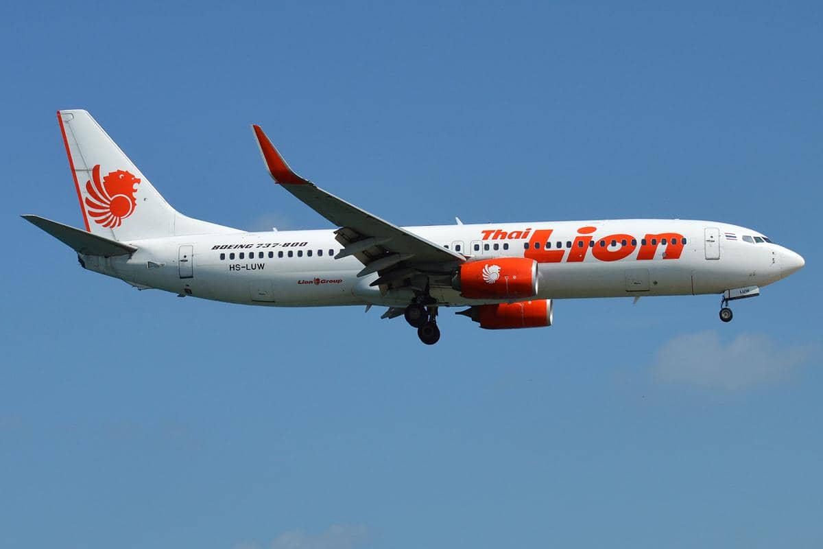Thai_Lion_Air,_HS-LUW,_Boeing_737-8GP_(46939323544).jpg