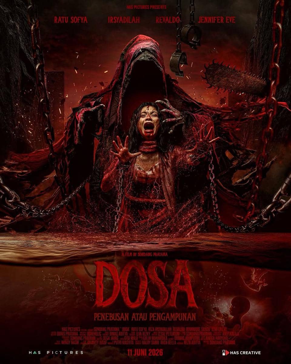 Poster film horor Dosa: Penebusan atau Pengampunan menampilkan sosok wanita berteriak ketakutan dengan makhluk berjubah hitam di belakangnya.