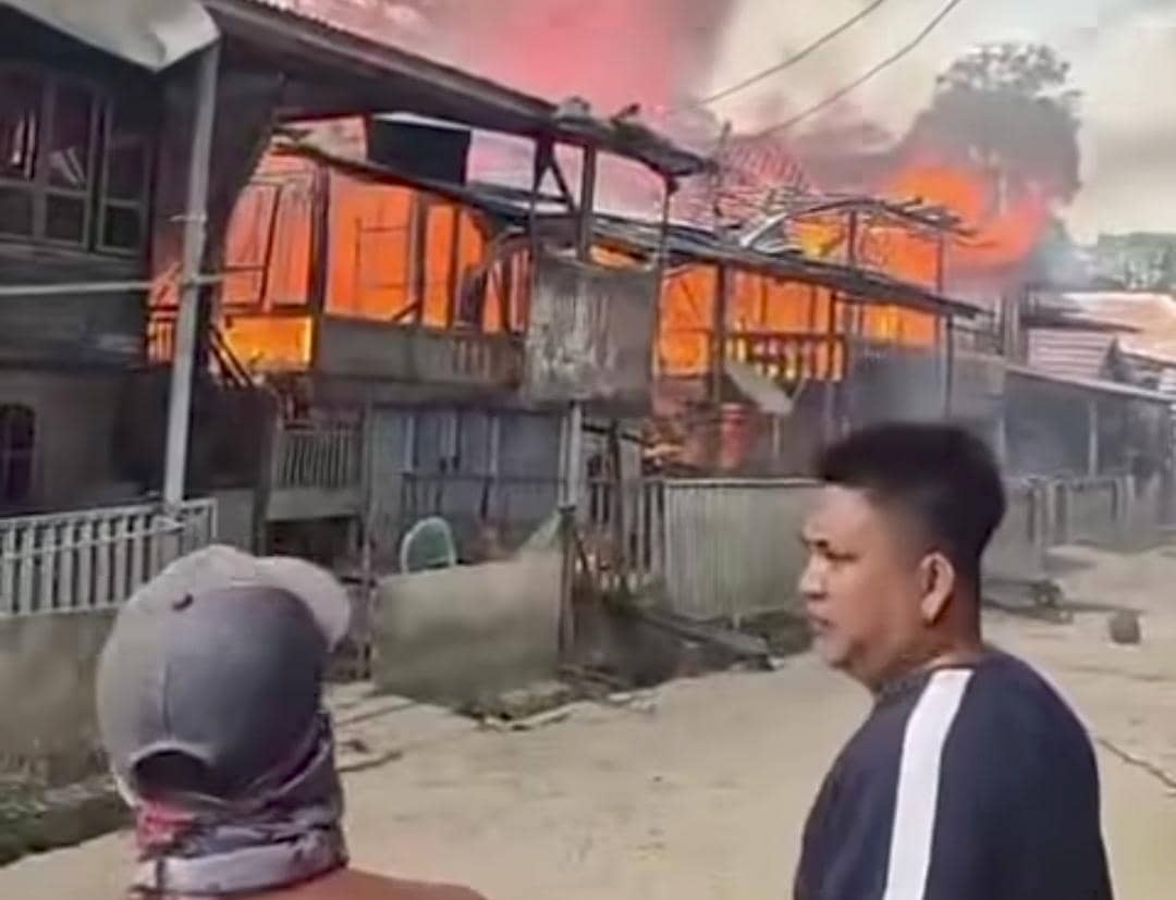 Empat rumah terbakar sekaligus di Tulung Selapan OKI.