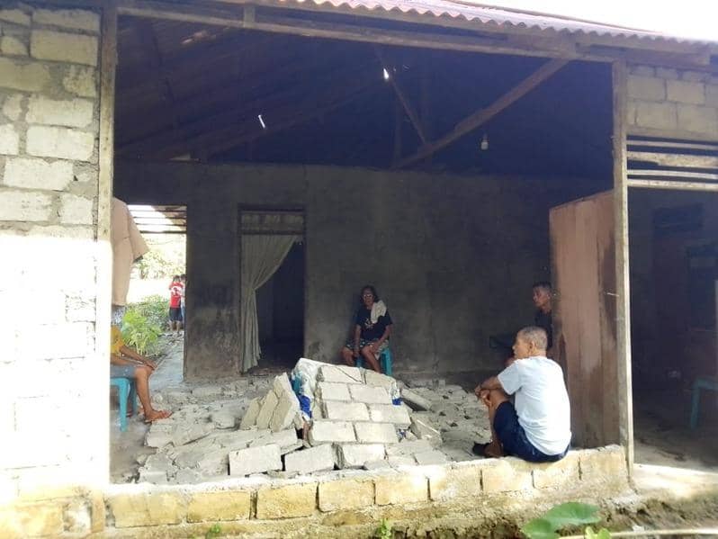 Bangunan rusak di wilayah Sulawesi Utara akibat terdampak gempa M 7,7 yang berpusat di Mindanao, Filipina, Senin (8/6/2026). Dok. BNPB