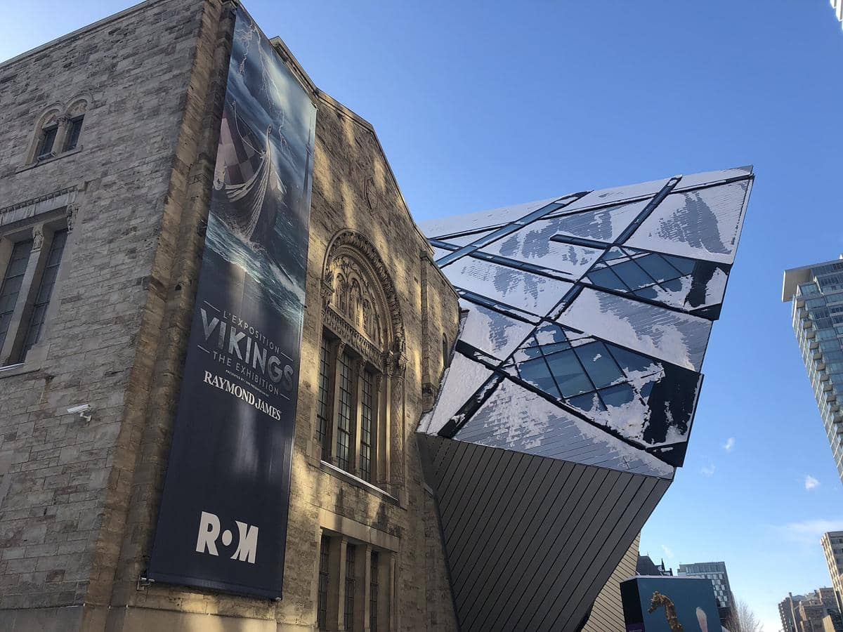 potret Royal Ontario Museum, Kanada