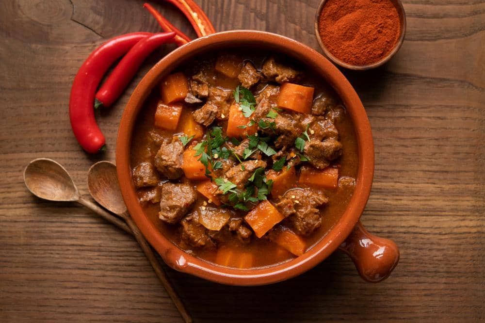5 Trik Memasak Goulash dengan Slow Cooker agar Hasil Lebih Maksimal