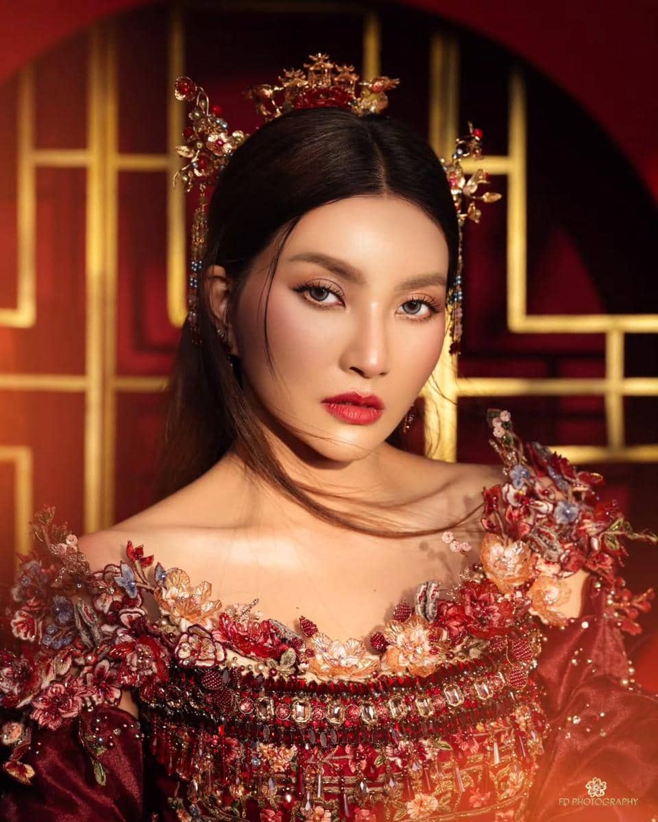 makeup pesta ala Sarwendah