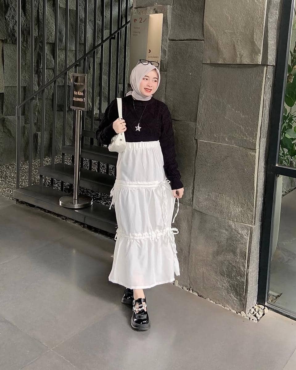 OOTD Pakai Rok ala Ega Shalsa