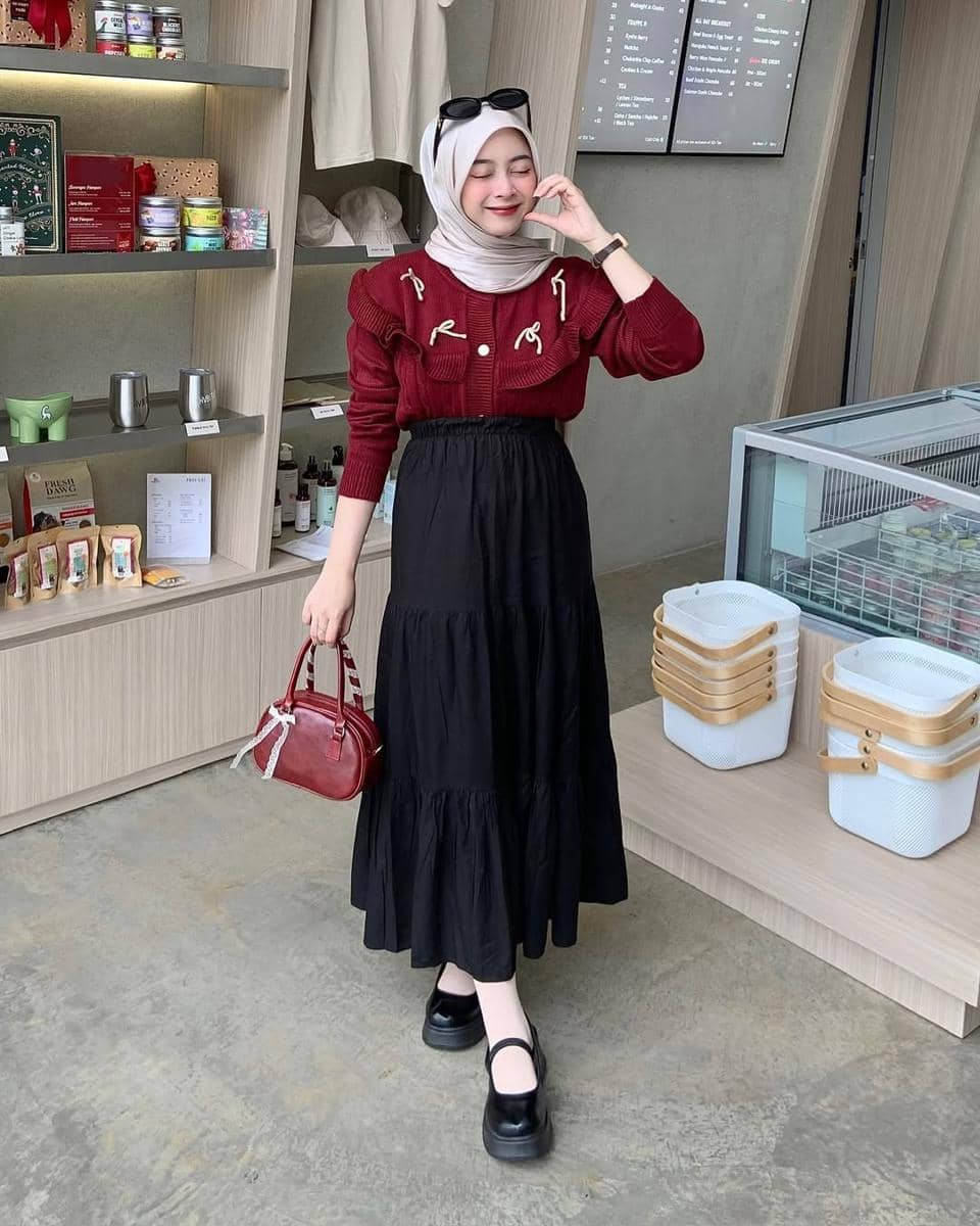 OOTD Pakai Rok ala Ega Shalsa